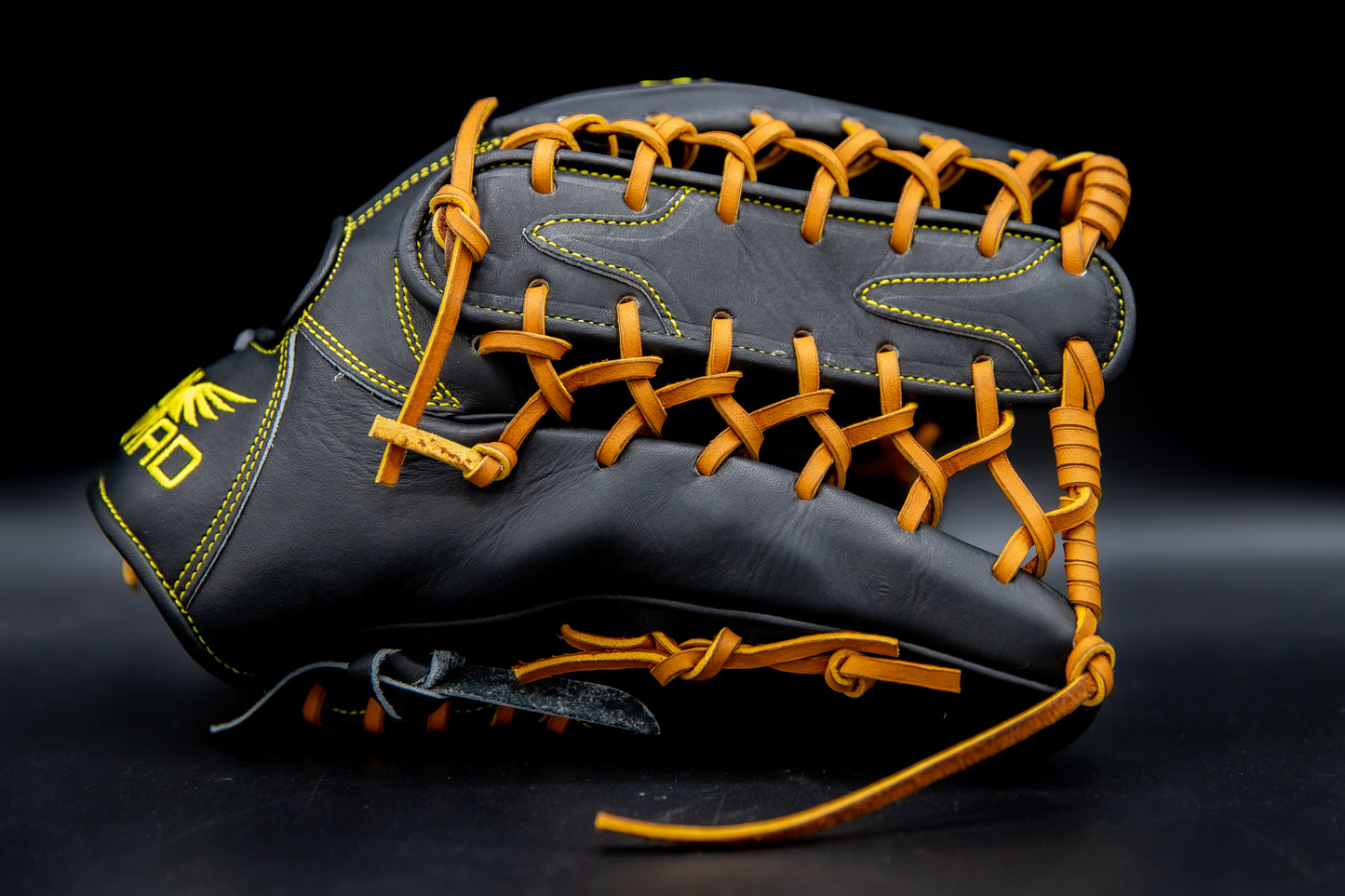 Horween Series OF Glove with Trap-Web (Black)